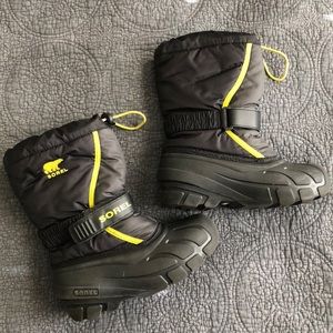 Sorel • Boys Waterproof snow boots